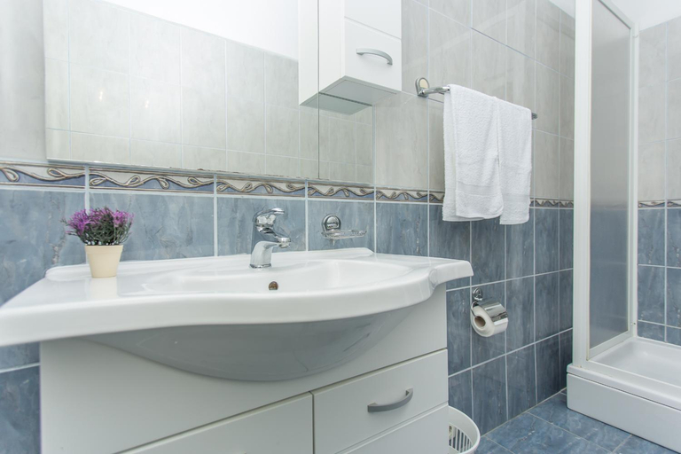 5, Apartments Snjezana Makarska, Makarska