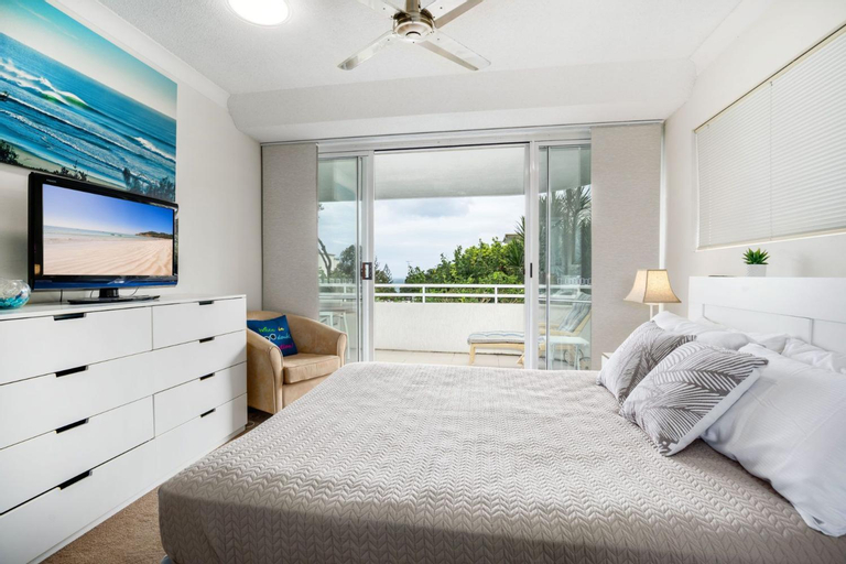 Unit 4 Cote DAzur 6 Douglas Street Sunshine Beach, Noosa - Sunshine-Peregian
