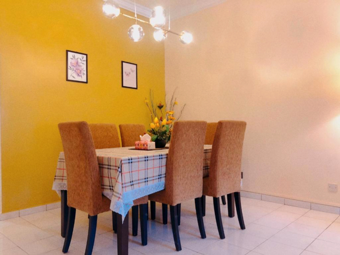 Dining Room 8