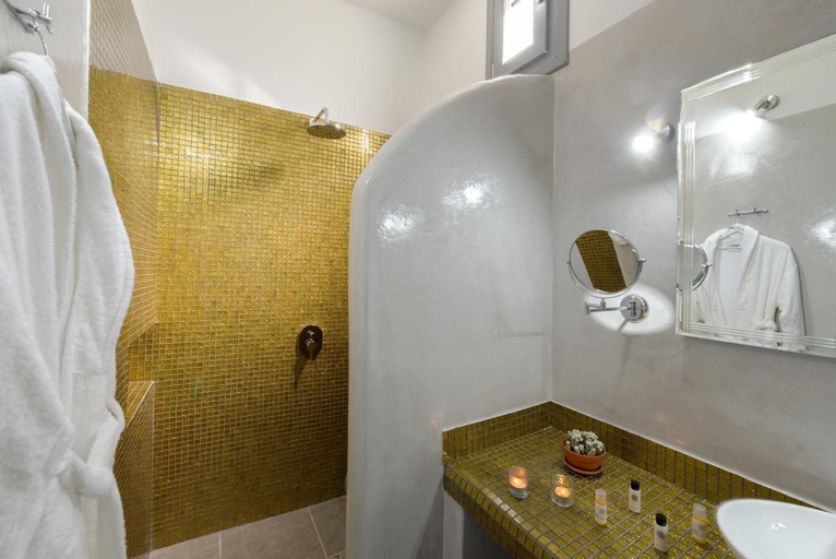 Bathroom 5, Pancratium villas & suites, South Aegean