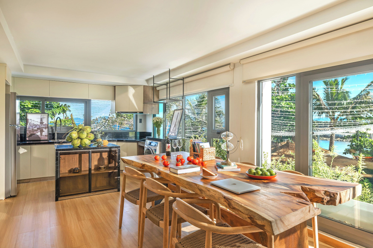Others 5, Cozy Front Beach House wid Private Beach, Nha Trang