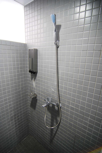 Bathroom 8