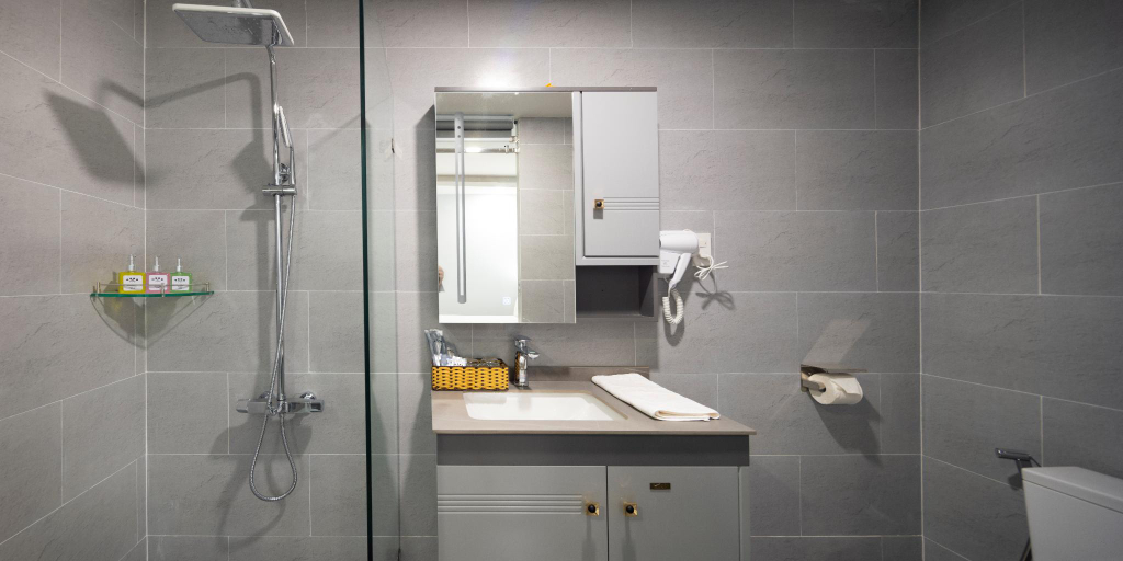 Bathroom 8