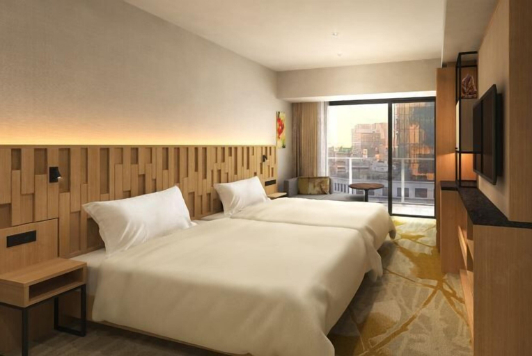 Bedroom 12