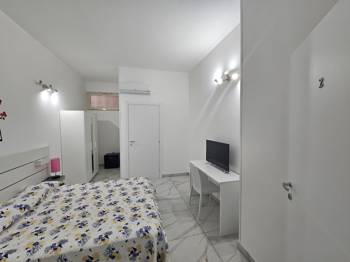 Bedroom 2, Guest House Lido Rivabella, Lecce