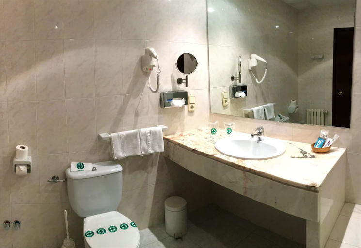Bathroom 3, Hotel Roc del Castell