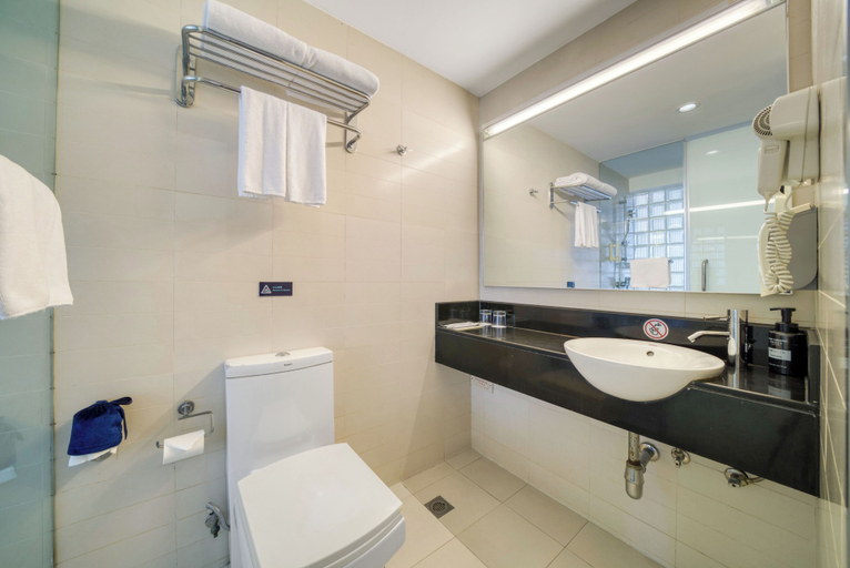 Bathroom 5, Hangzhou Haixin Hotel, Hangzhou
