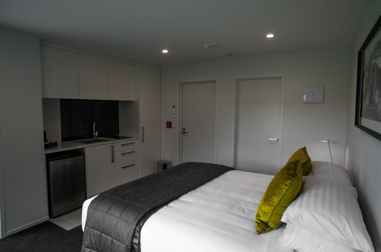 Bedroom 2, Central Park Apartments, Central Otago