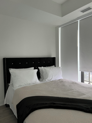 Bedroom 2, Adastay Suites Lakeview, Toronto