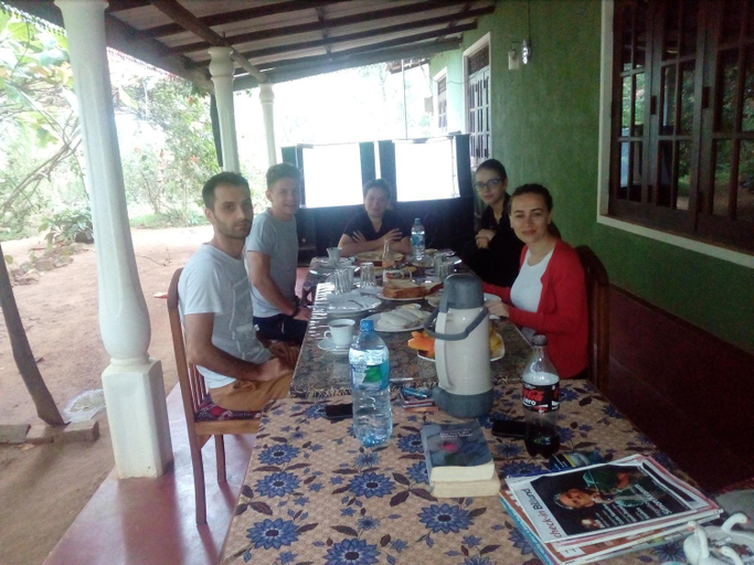 Food & Drinks 2, Nethmi Homestay, Dambulla