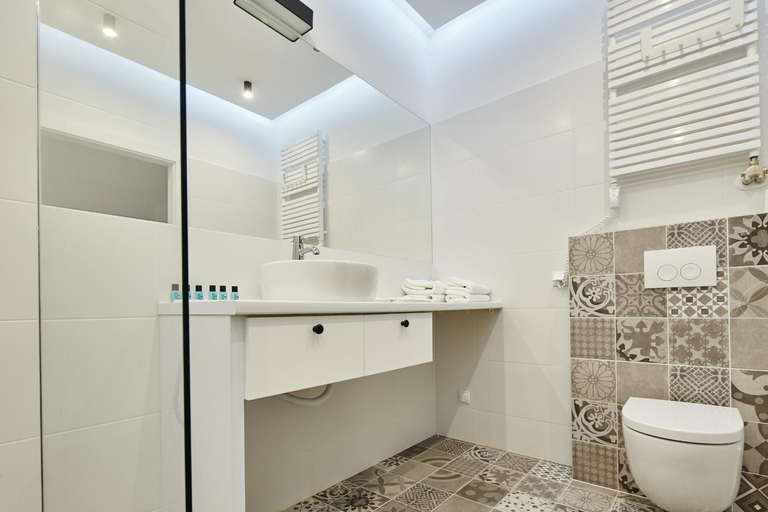 Bathroom 2, PlayRoom Aparthotel, Kraków City