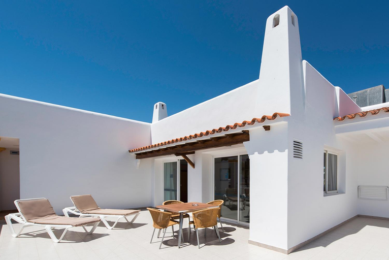 Exterior & Views 2, Apartamentos Es canyer, Baleares