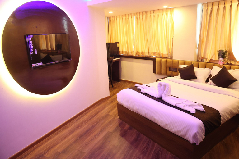 Bedroom 2, Hotel Air Stay Inn , Mumbai Suburban