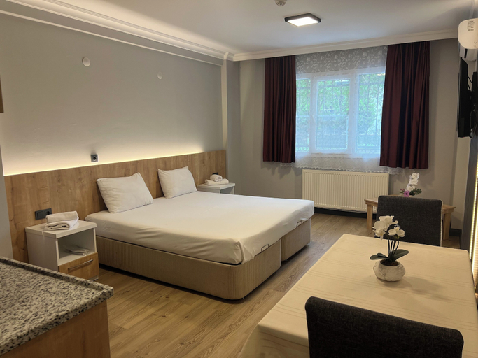Bedroom 3, Ulusoy Hotel, Bornova