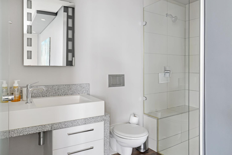 Bathroom 4, The Legacy 604, City of Cape Town