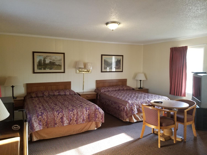 Bedroom 2, Sooner Motel, Lincoln