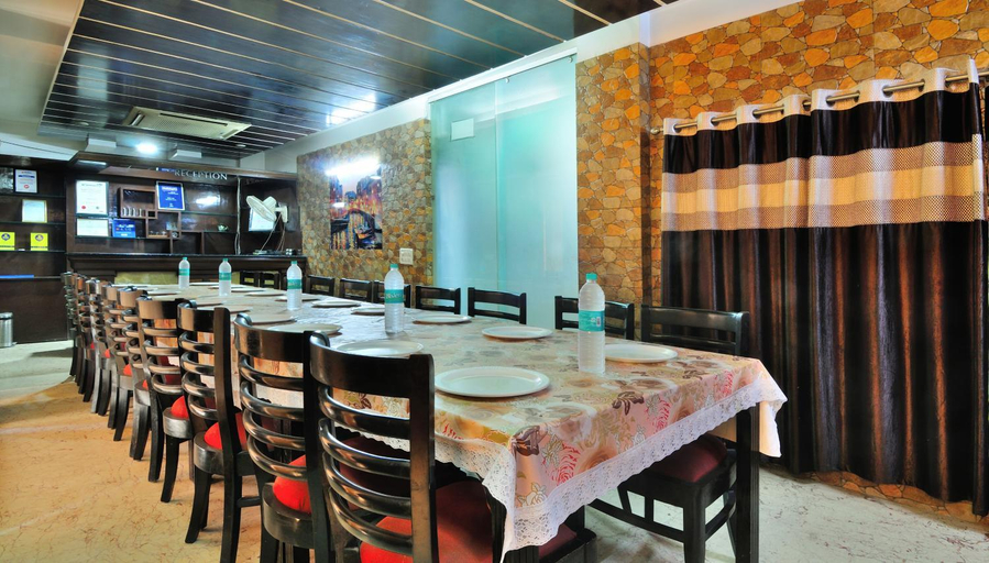 Food & Drinks 5, THE BONLON INN-NEAR BLK HOSPITAL, Delhi