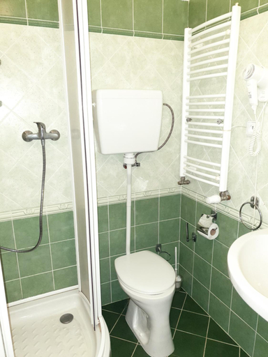 Bathroom 3, Hotel Hana, Cheb