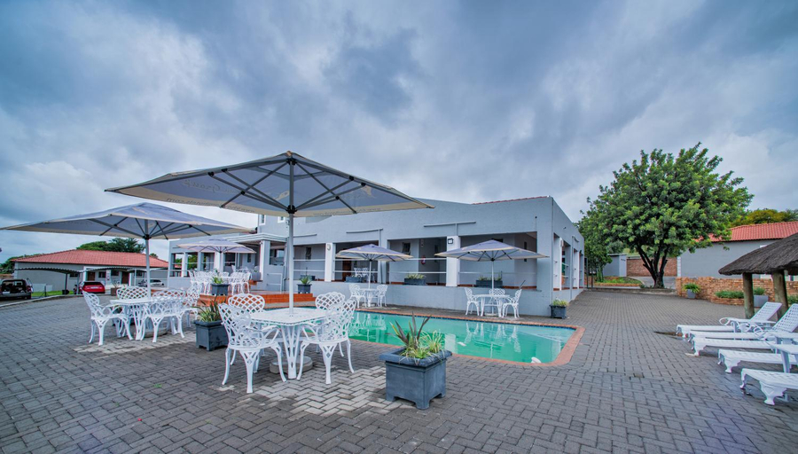 Food & Drinks, Khayalami Hotels - Emalahleni, Nkangala