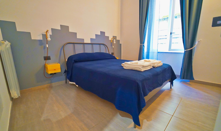 Bedroom 3, Neapolitan Flat B&B, Napoli