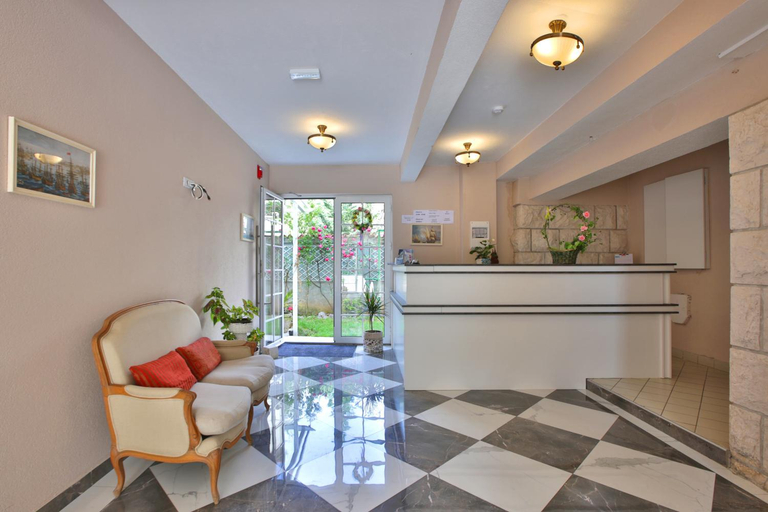 Public Area 3, Marinero Apartments