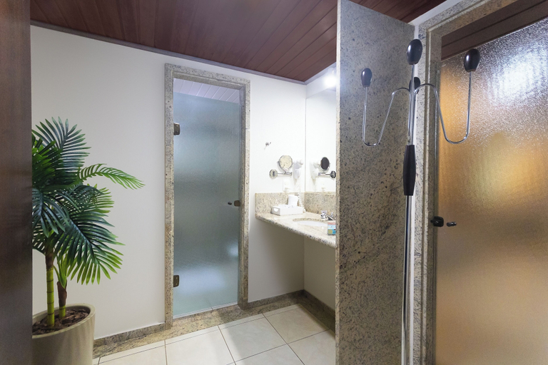 Bathroom 5, Dan Inn Franca by Nacional Inn, Franca