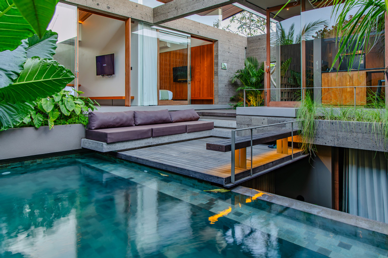 Swimming Pool 2