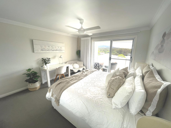 Bedroom 12