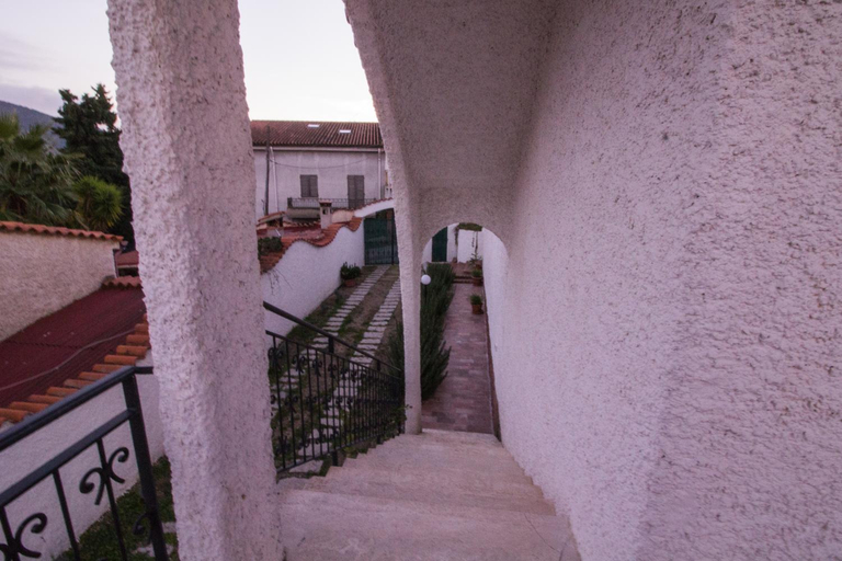 Others 3, Casa sui Tetti, Sassari