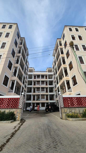 Exterior & Views, Lux Suites Casey's 2 Bedroom Apartments, Kisauni