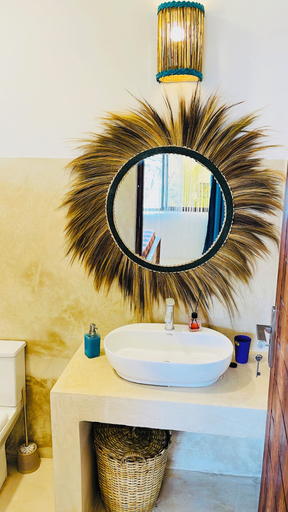 Bathroom 5, Sand Beach Boutique Hotel, Kusini