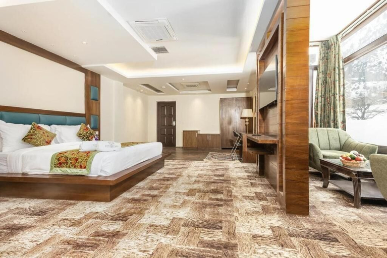 Bedroom 3, Badar Resorts and Spa, Ganderbal