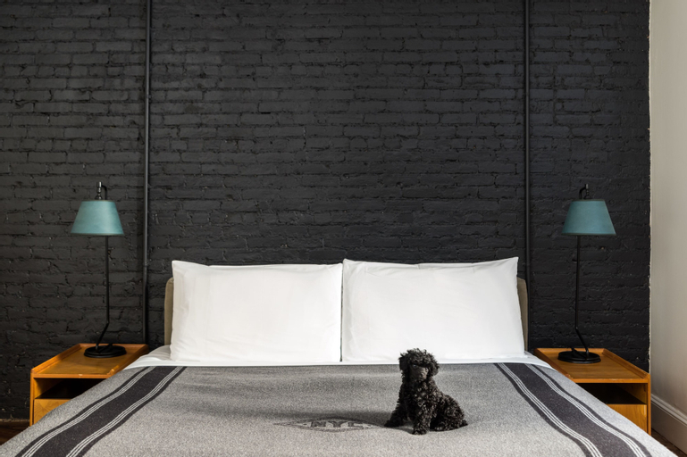 Bedroom 18