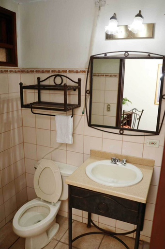 Bathroom 4, Nesthost Hotel Los Robles, Managua