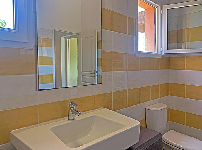 Bathroom 4, Hôtel Maora Village, Corse-du-Sud