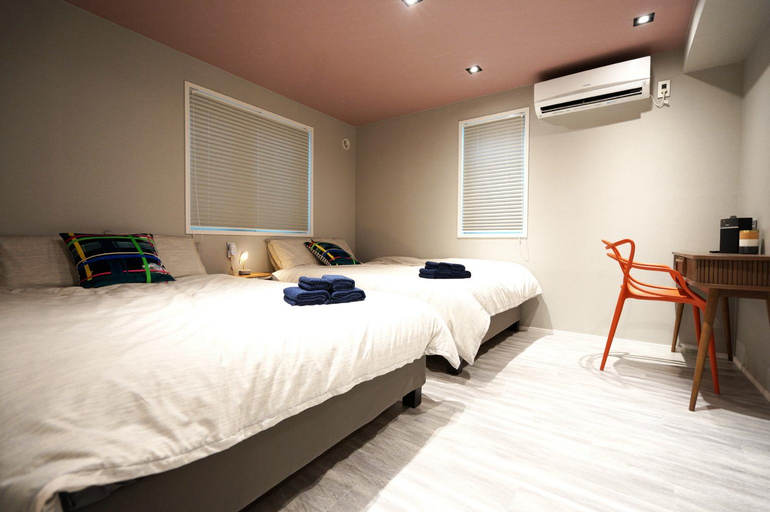 Others 4, Real Life AOYAMA 1BR suite 2 double bed 3min metro, Minato