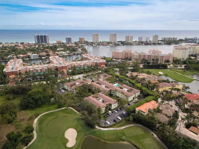 Exterior & Views 2, Bungalows at The Boca Raton, Palm Beach