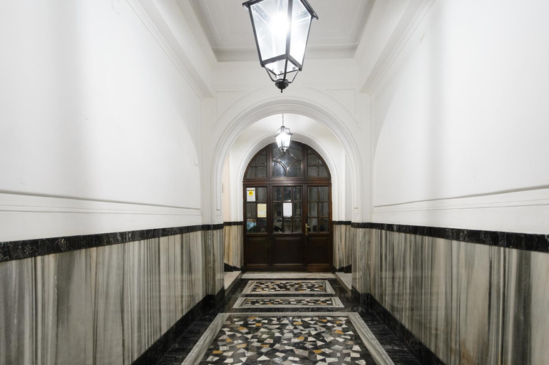Others 5, Baylon Suites, Roma