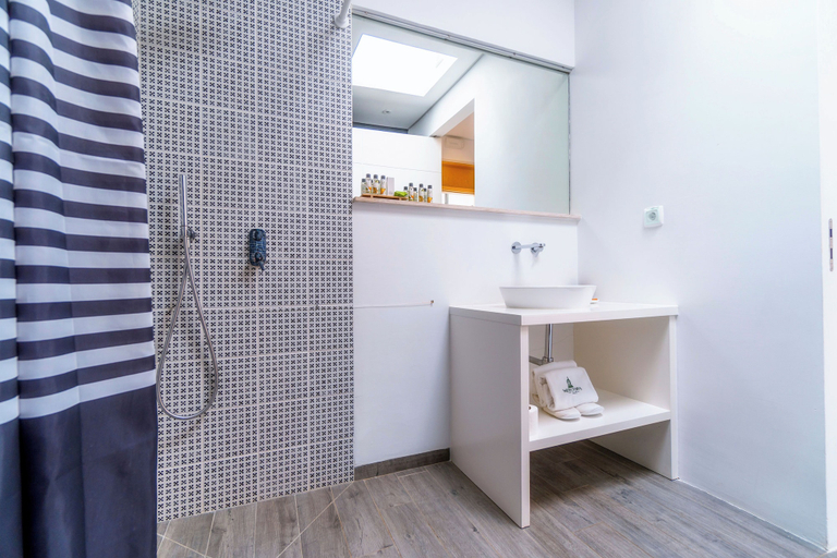 Bathroom 3, Mercedes Country House, Faro