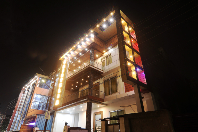 Exterior & Views 2, Hotel Cristelia, Lucknow