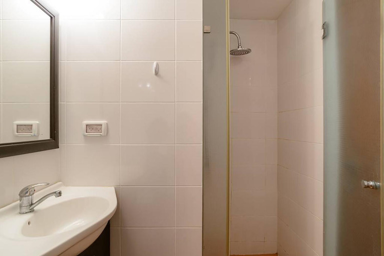 Bathroom 2, Design Apartments