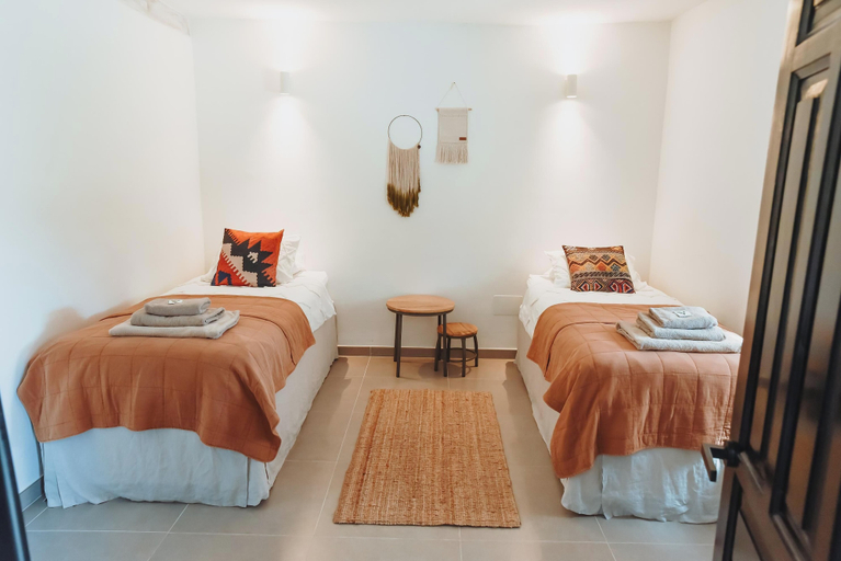 Bedroom 2, Finca Viva la Vida, Málaga