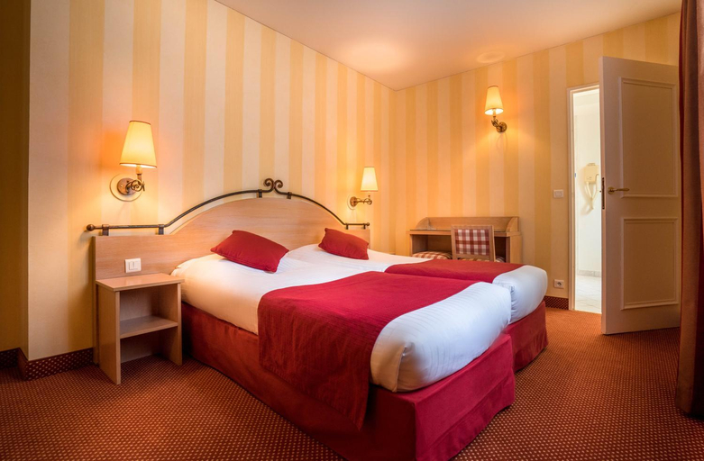 Bedroom 3, Hotel Delambre, Paris