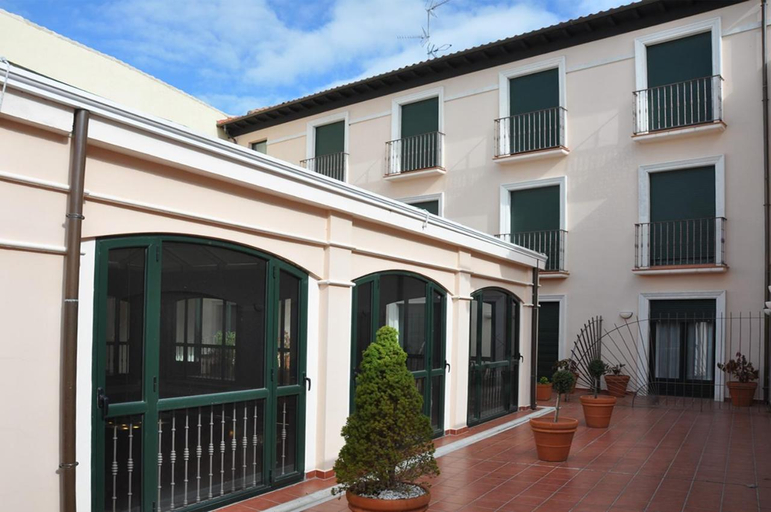 Others 2, Hotel Las Cabanas, Salamanca