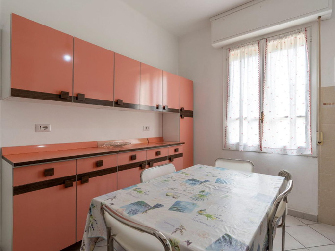 Others 4, Apartment Sant'Antonio by Interhome, Savona