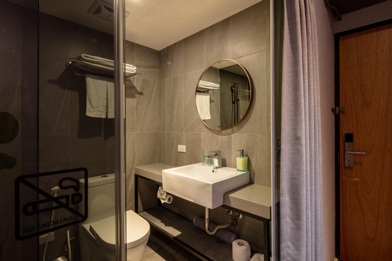 Bathroom 5