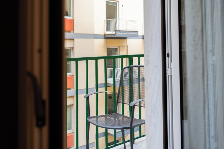 Others 5, Suite Cervantes, Napoli