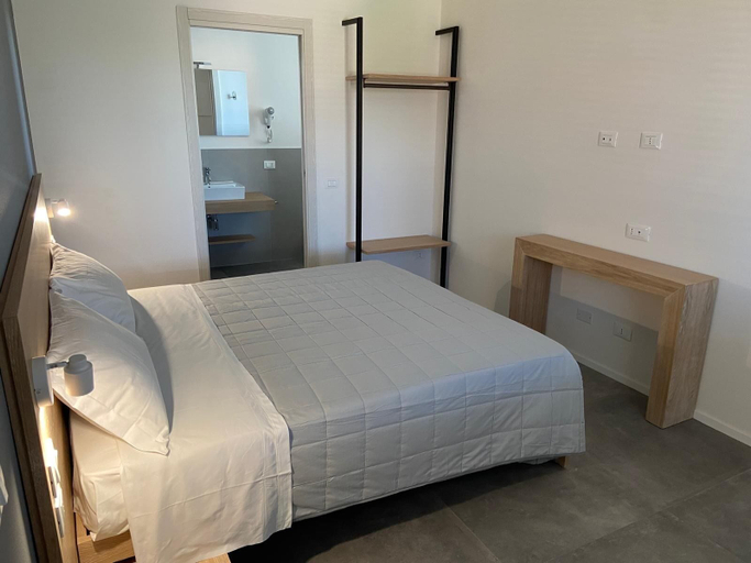 Bedroom 4, Dormi-RE affittacamere, Reggio Nell'Emilia