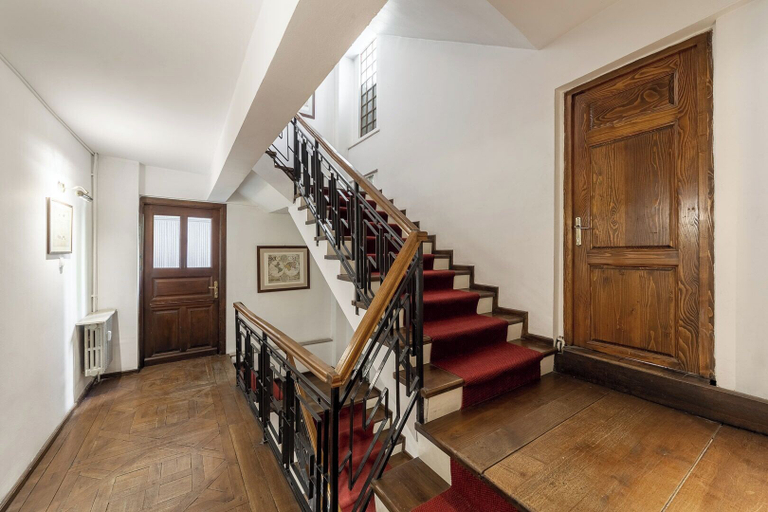 Others 5, Arc de Triomphe by CityBookings, Municipiul Bucuresti