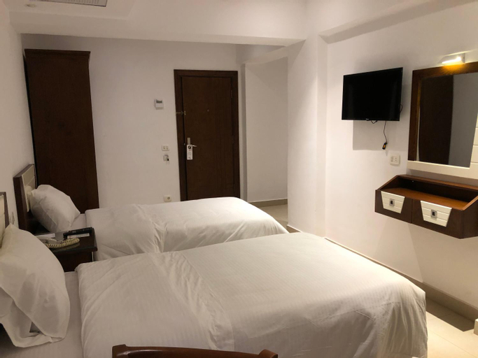 Bedroom 12